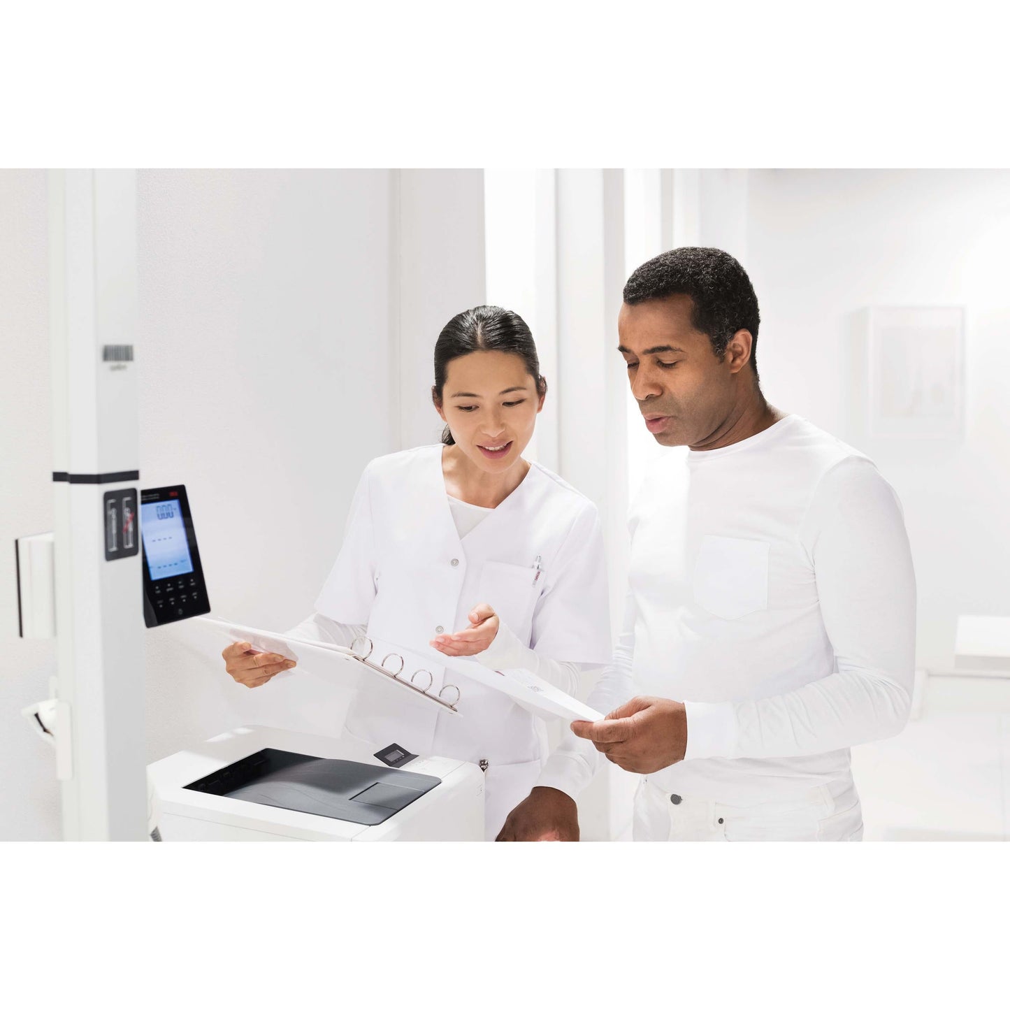 Light Gray seca 287 - EMR-Validated Ultrasonic Measuring Station With Voice Guidance (Class III medically approved)