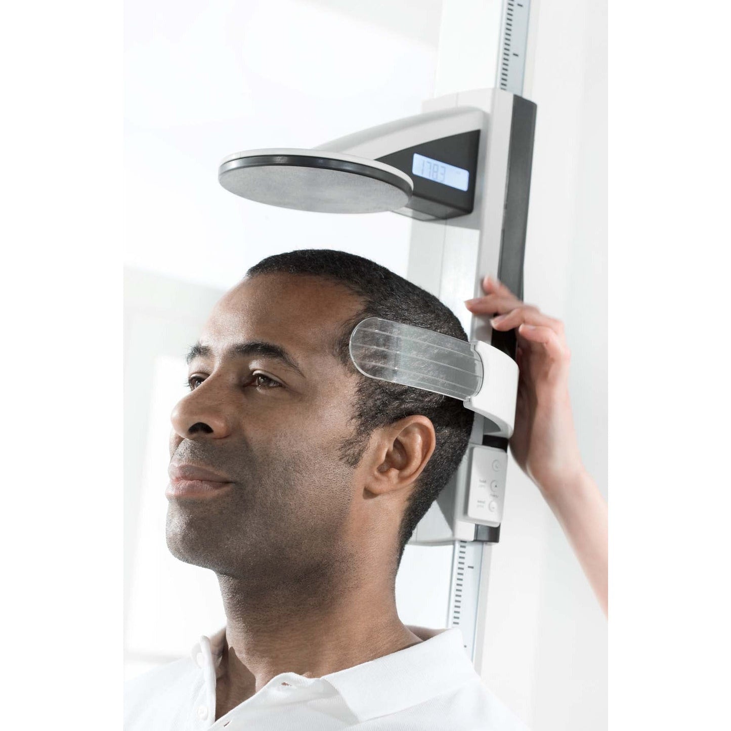 Lavender seca 285 - EMR-Validated Measuring Station for Height and Weight (Class III medically approved)