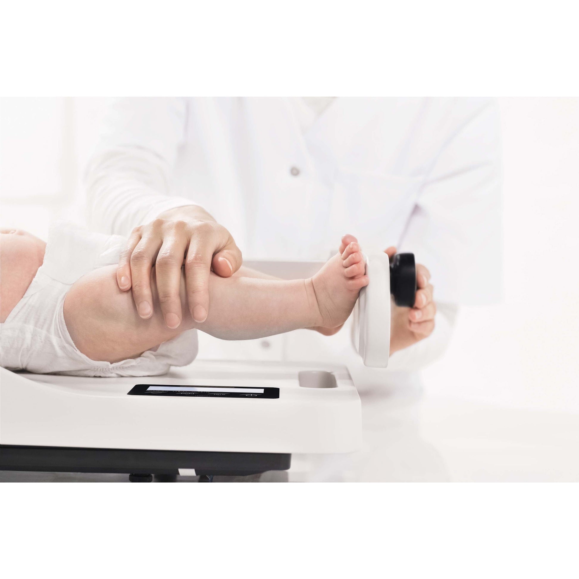 Antique White seca 336 i - EMR-validated baby scale with Wi-Fi function (Class III medically approved)