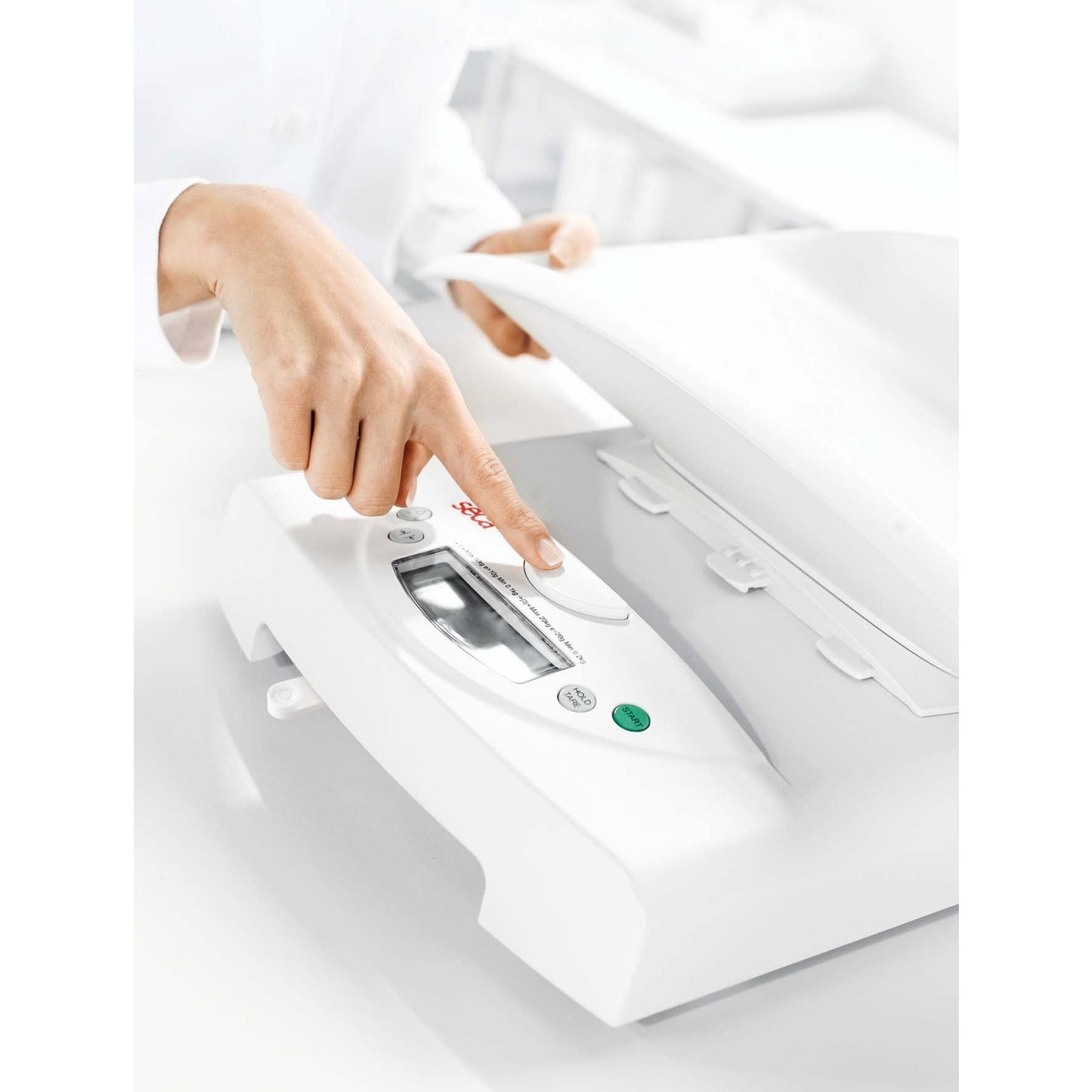 Beige seca 384 - 2-in-1 Mobile Baby Scale and Flat Scale for Toddlers (Class III medically approved)