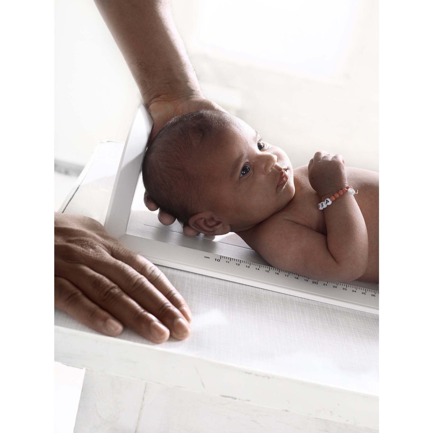 Dark Olive Green seca 417 - Light, Space-Saving and Stable Measuring Board also Ideal for Mobile Use