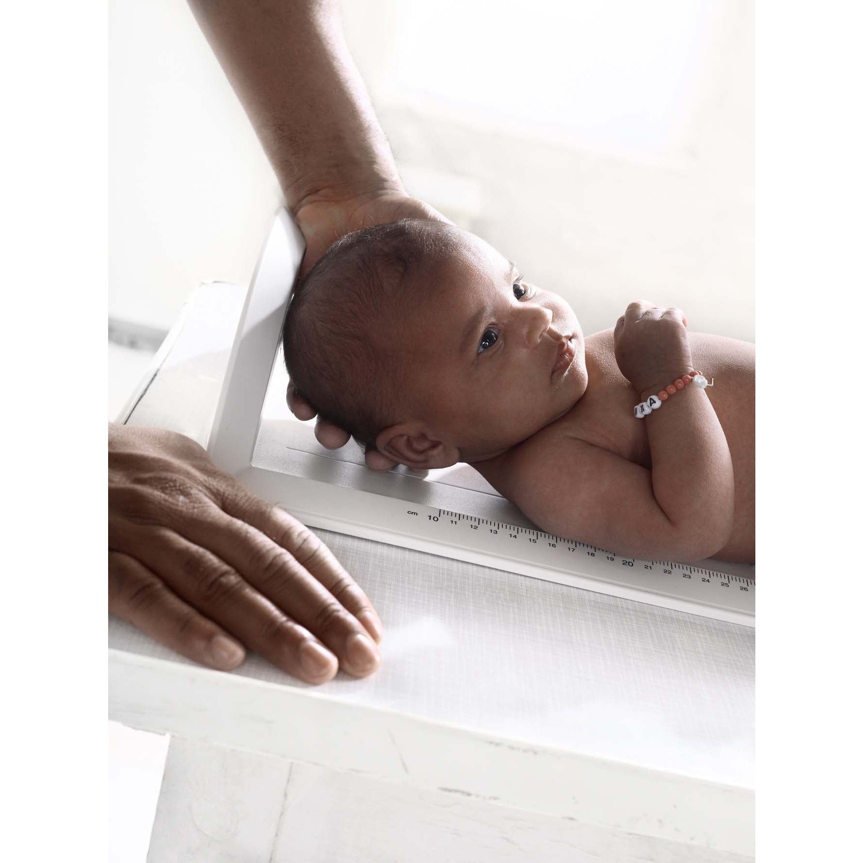 Dark Olive Green seca 417 - Light, Space-Saving and Stable Measuring Board also Ideal for Mobile Use