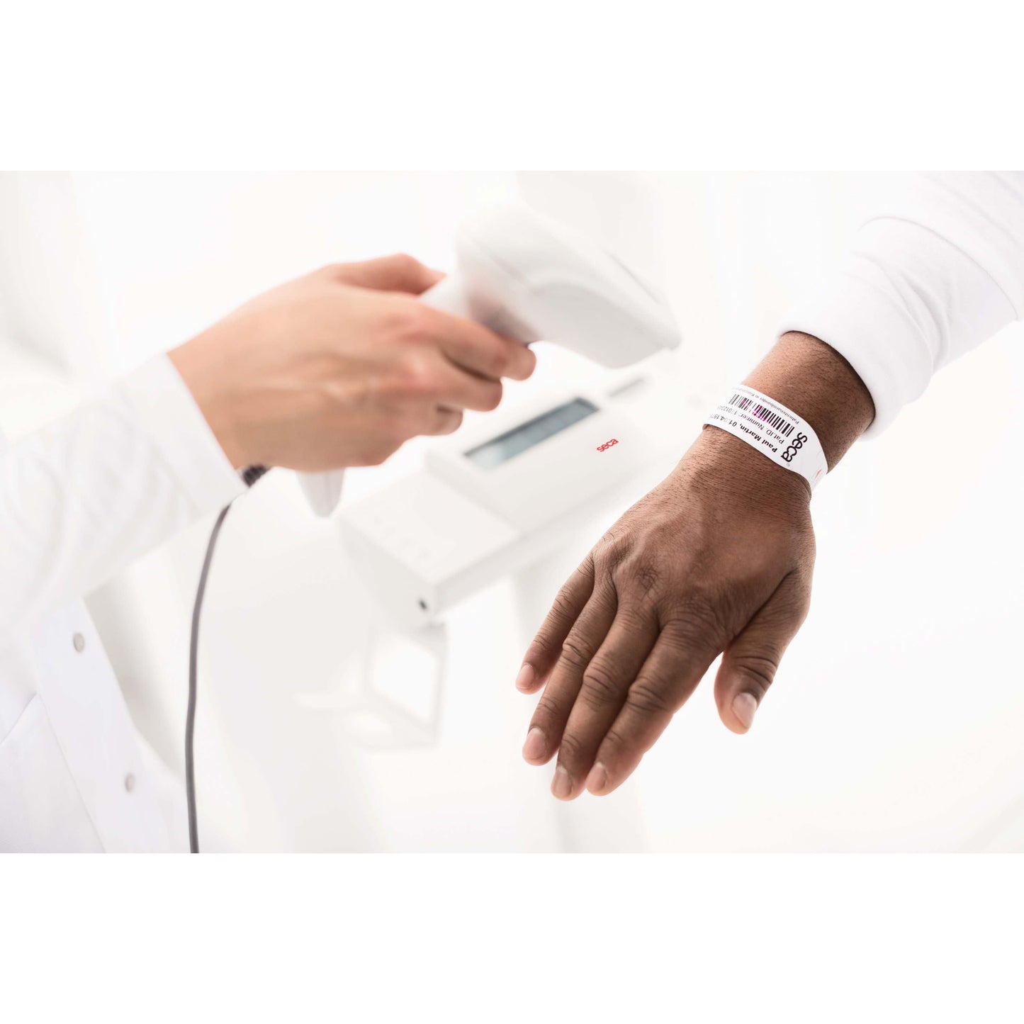 White Smoke seca 704 - EMR-validated column scale with 300 kg capacity